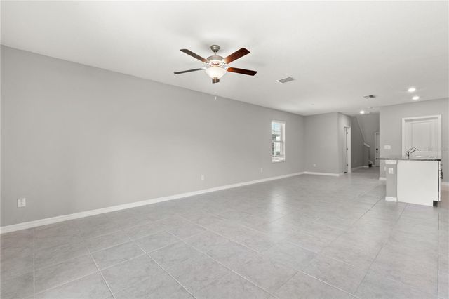 10217 SUMMER KISS AVENUE, Riverview, FL 33578
