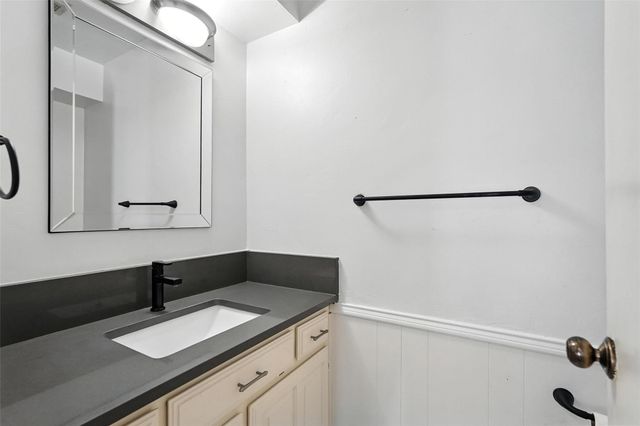 7938 Fair Oaks Avenue, Dallas, TX 75231