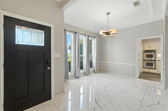 7938 Fair Oaks Avenue, Dallas, TX 75231