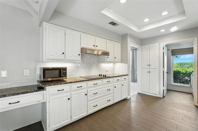 7938 Fair Oaks Avenue, Dallas, TX 75231