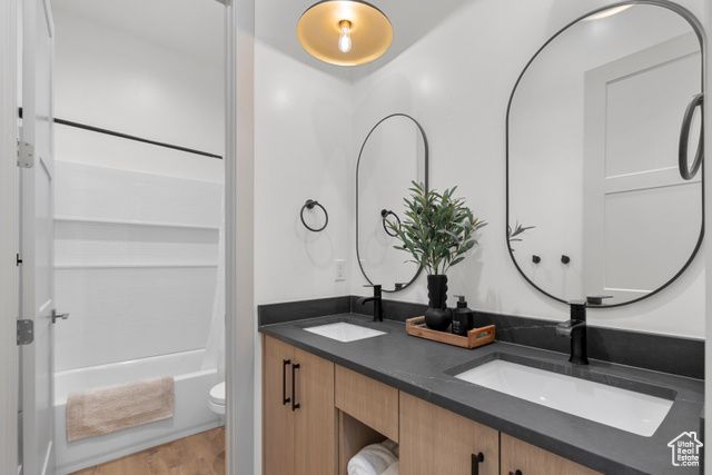 984 S CROSSED ARROWS CIR, Garden City, UT 84028