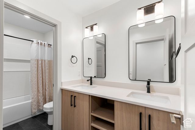 984 S CROSSED ARROWS CIR, Garden City, UT 84028