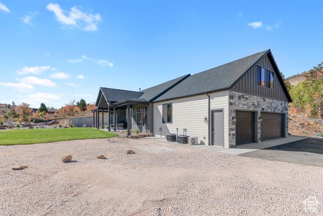 984 S CROSSED ARROWS CIR, Garden City, UT 84028