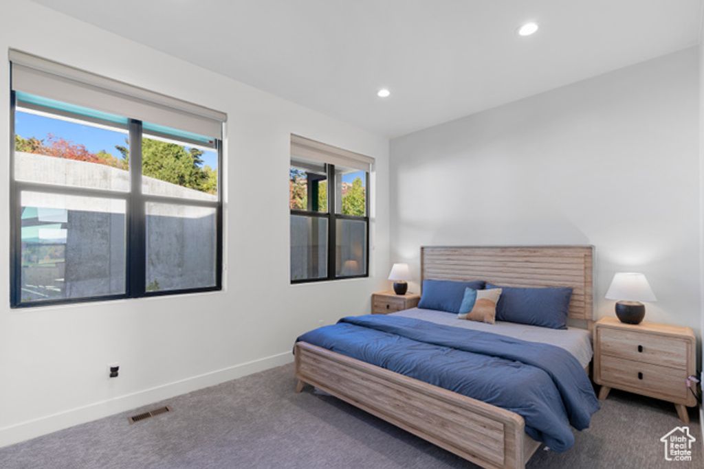 Image 18 of property listing at 984 S CROSSED ARROWS CIR, Garden City, UT 84028