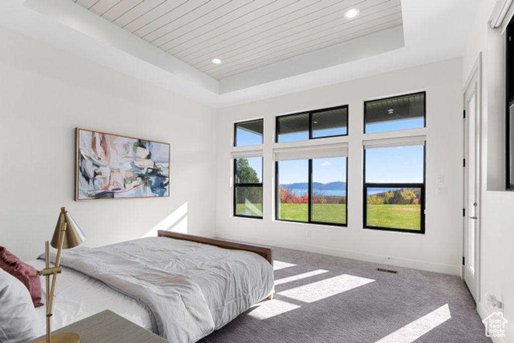 Image 22 of property listing at 984 S CROSSED ARROWS CIR, Garden City, UT 84028