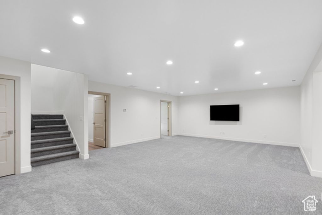 Image 27 of property listing at 984 S CROSSED ARROWS CIR, Garden City, UT 84028