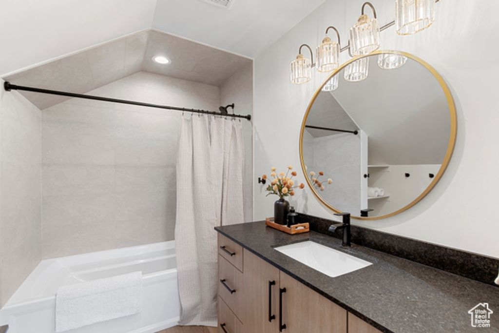 Image 41 of property listing at 984 S CROSSED ARROWS CIR, Garden City, UT 84028