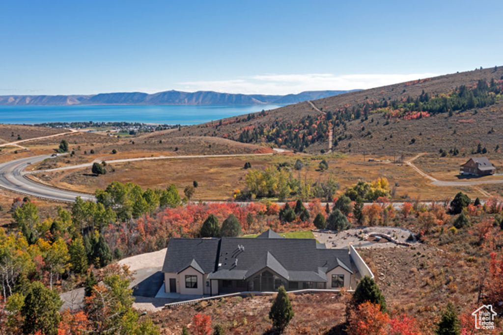 Image 50 of property listing at 984 S CROSSED ARROWS CIR, Garden City, UT 84028