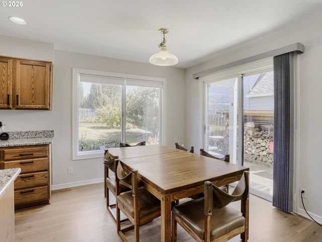 10886 Sw MERLIN Ct, Wilsonville, OR 97070