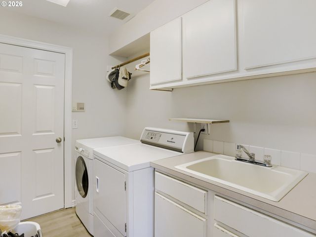 10886 Sw MERLIN Ct, Wilsonville, OR 97070