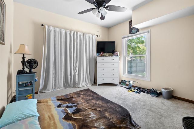220 S Anderson Street, Plainwell, MI 49080