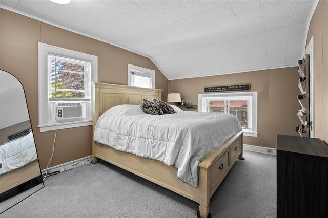 220 S Anderson Street, Plainwell, MI 49080