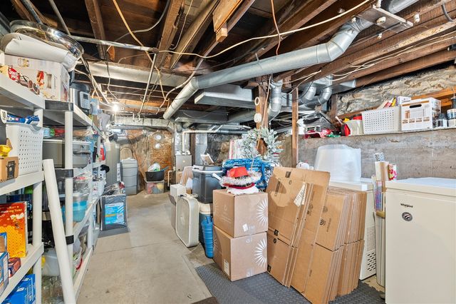 220 S Anderson Street, Plainwell, MI 49080
