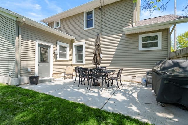 220 S Anderson Street, Plainwell, MI 49080