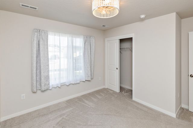 4343 Grover Woods Lane, Des Moines, IA 50317