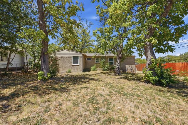 3004 Albany Drive, Mesquite, TX 75150