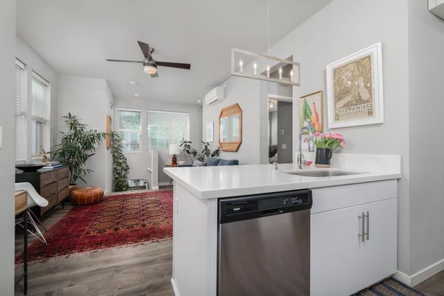 434 Crate Ave, Sacramento, CA 95818