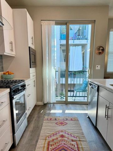 434 Crate Ave, Sacramento, CA 95818