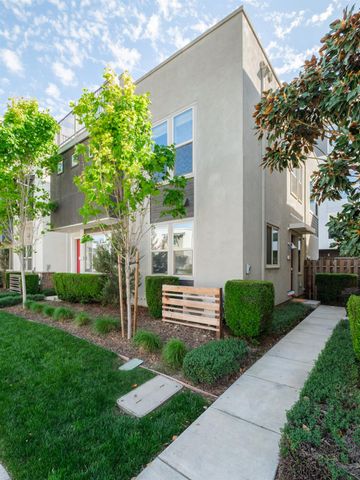 434 Crate Ave, Sacramento, CA 95818