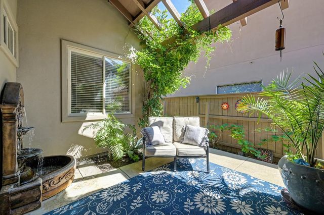 5048 Mertola Dr, El Dorado Hills, CA 95762