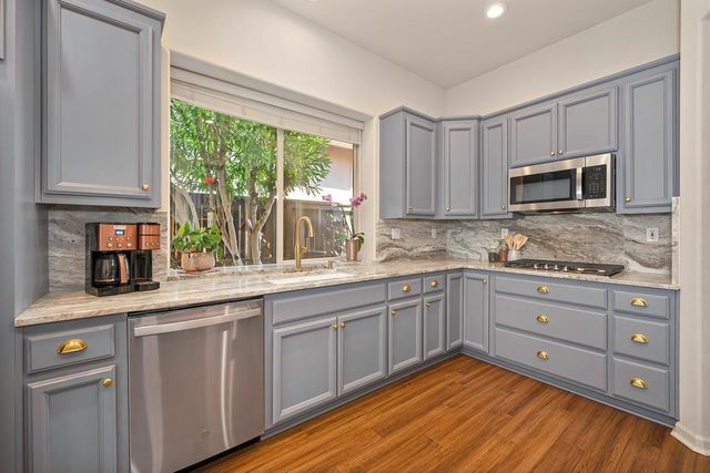 5048 Mertola Dr, El Dorado Hills, CA 95762