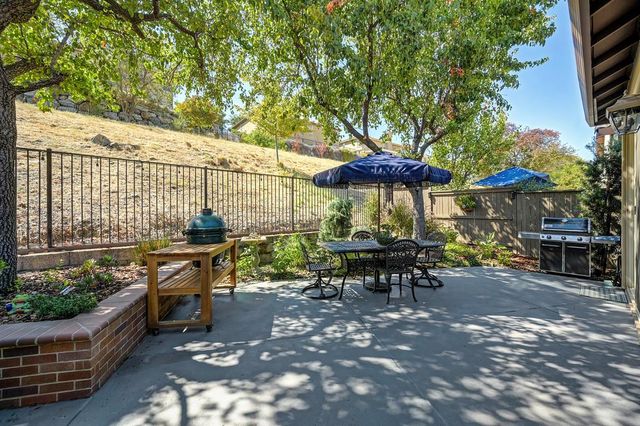 5048 Mertola Dr, El Dorado Hills, CA 95762