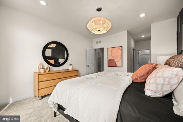 233 BRONZE ST, Phoenixville, PA 19460