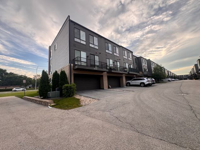 1212 Quadrant Lane, Schaumburg, IL 60173