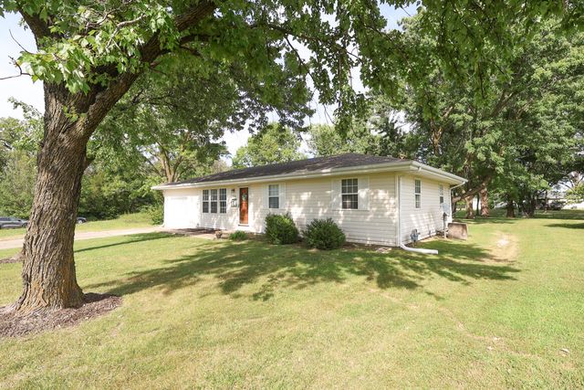 1826 S MORLEY ST, Moberly, MO 65270