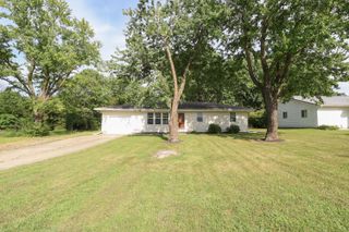 1826 S MORLEY ST, Moberly, MO 65270