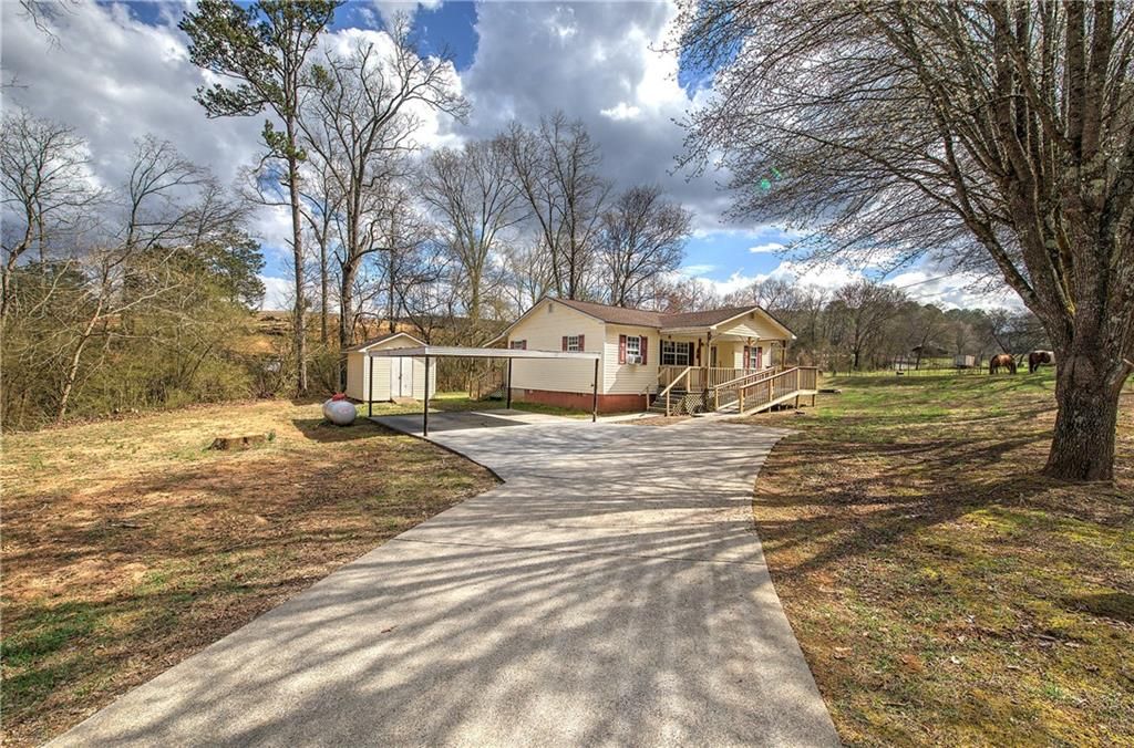 764 Snow Springs NW Road, Adairsville, GA 30103