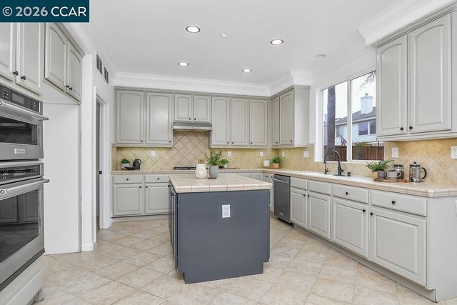 806 Atherton Blvd, Brentwood, CA 94513