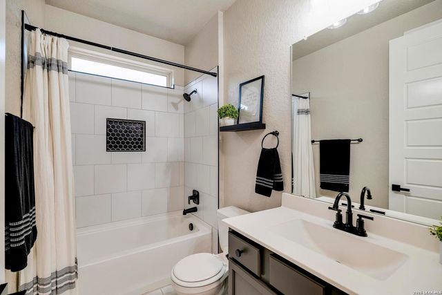 28039 Amalfi, San Antonio, TX 78260