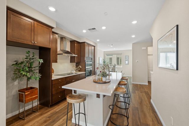 596 Apricot Way, San Jose, CA 95133