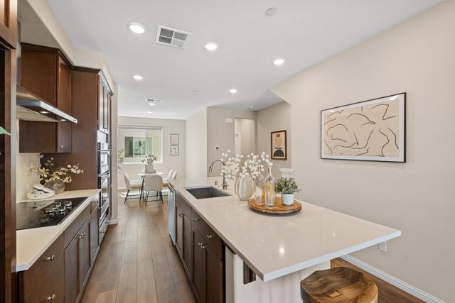 596 Apricot Way, San Jose, CA 95133