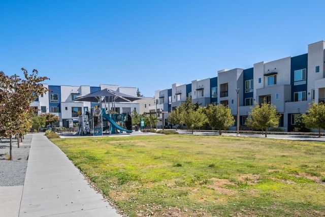 596 Apricot Way, San Jose, CA 95133