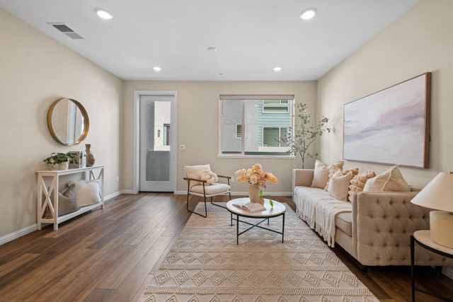 596 Apricot Way, San Jose, CA 95133