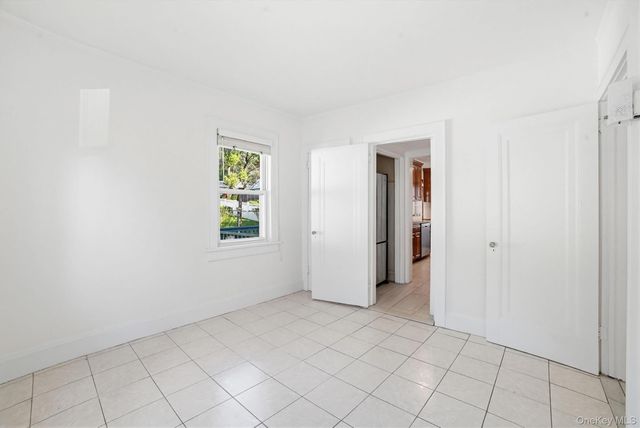 42 Beverly Road, Yonkers, NY 10710
