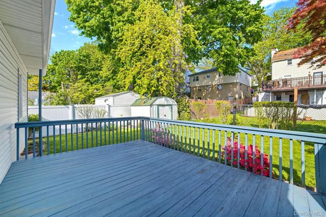 42 Beverly Road, Yonkers, NY 10710