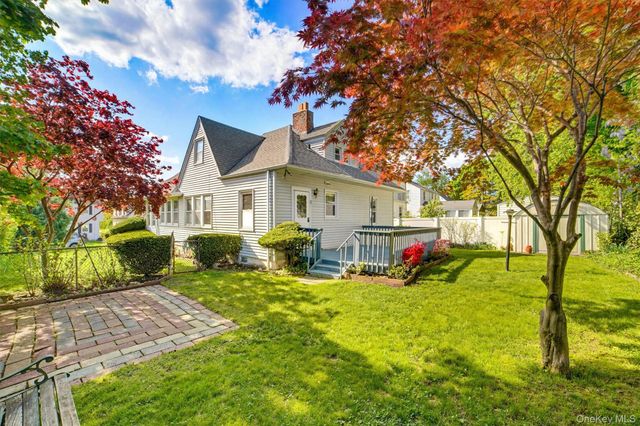 42 Beverly Road, Yonkers, NY 10710