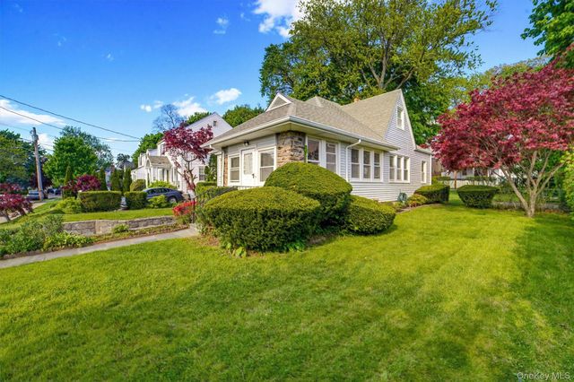 42 Beverly Road, Yonkers, NY 10710