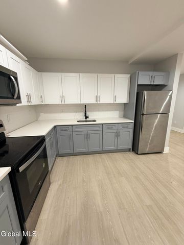 5 Broadway 210, Troy, NY 12180