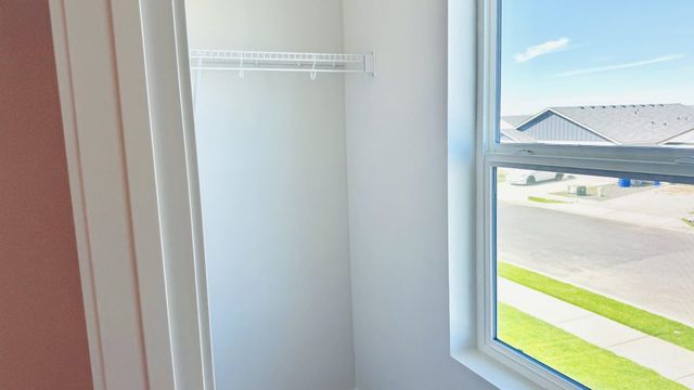 1107 E L St, Deer Park, WA 99006