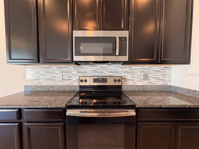 7079 WOODCHASE GLEN DRIVE, Riverview, FL 33578