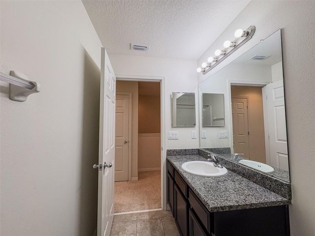 7079 WOODCHASE GLEN DRIVE, Riverview, FL 33578