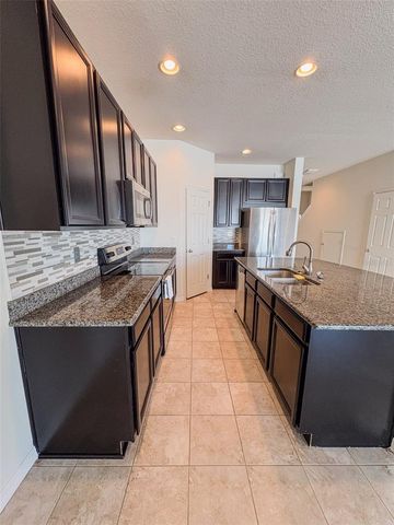 7079 WOODCHASE GLEN DRIVE, Riverview, FL 33578