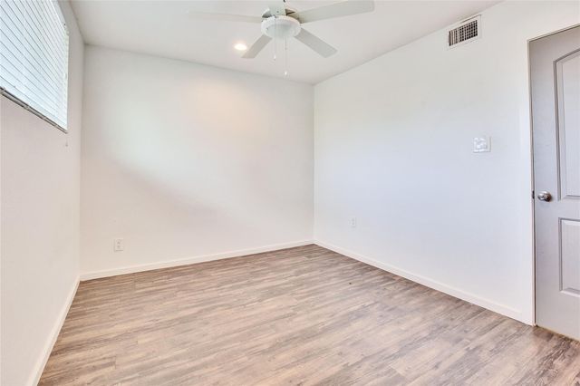 7305 Grand Canyon DR B, Austin, TX 78752