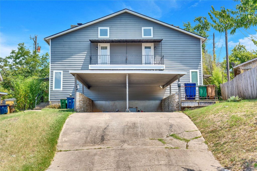 7305 Grand Canyon DR B, Austin, TX 78752