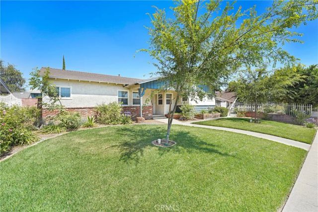10352 Hayvenhurst, Granada Hills, CA 91344