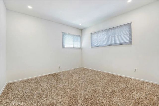 10352 Hayvenhurst, Granada Hills, CA 91344